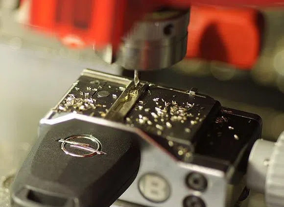 Universal Locksmith Store New York, NY 212-320-9850 - 11-Key-Cutting